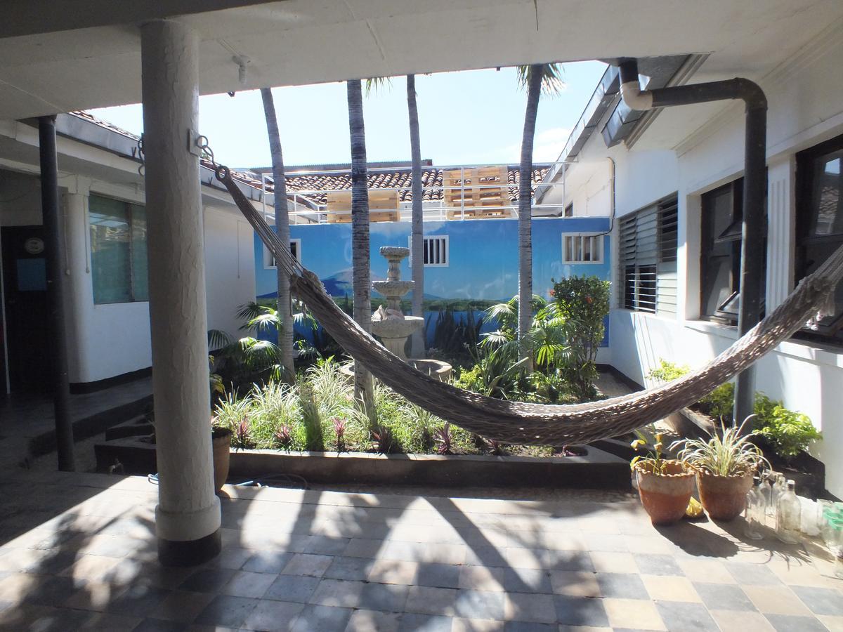Volcano Hostel León Exterior foto